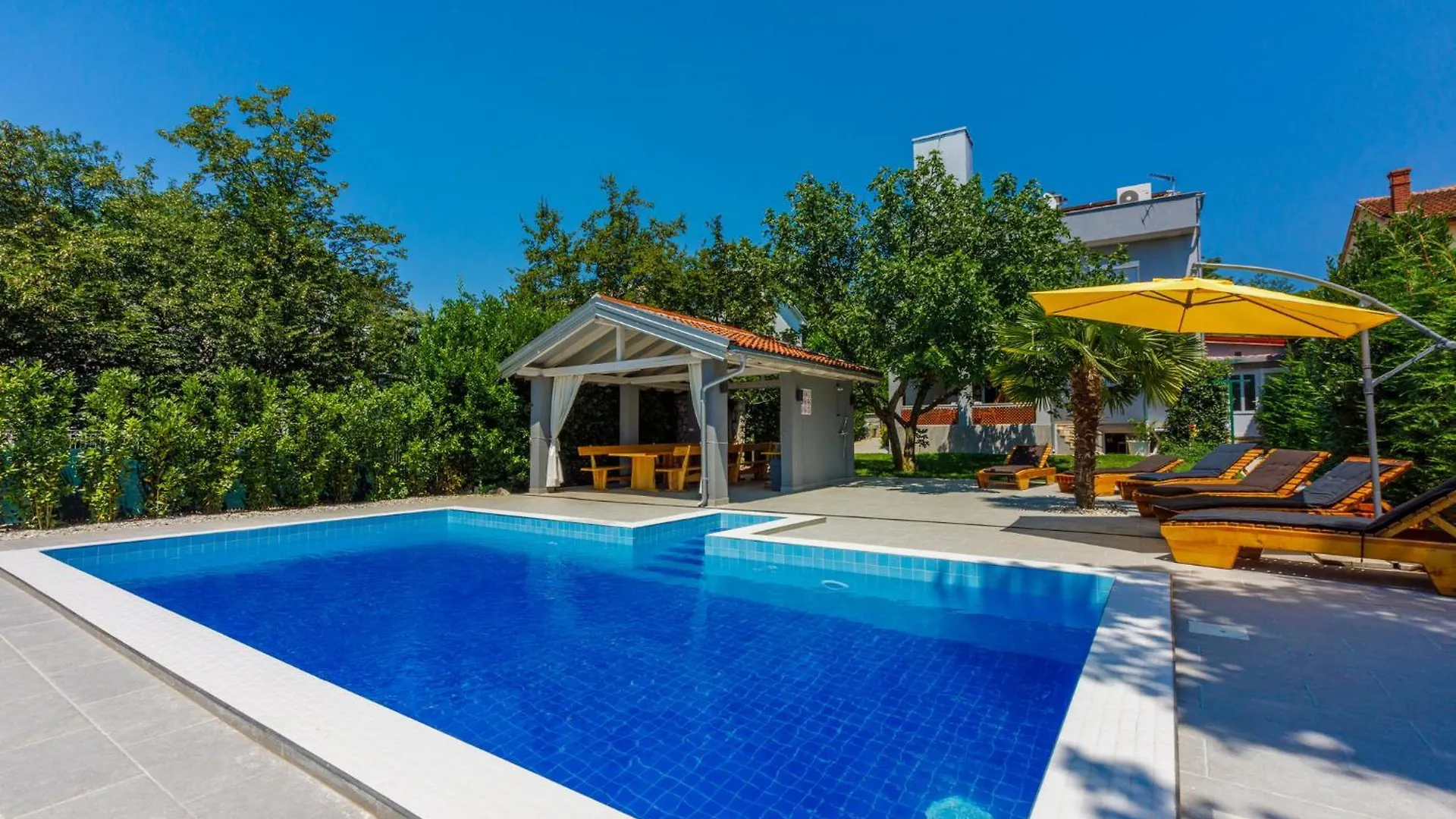 Villa Padre Jadranovo 0*,