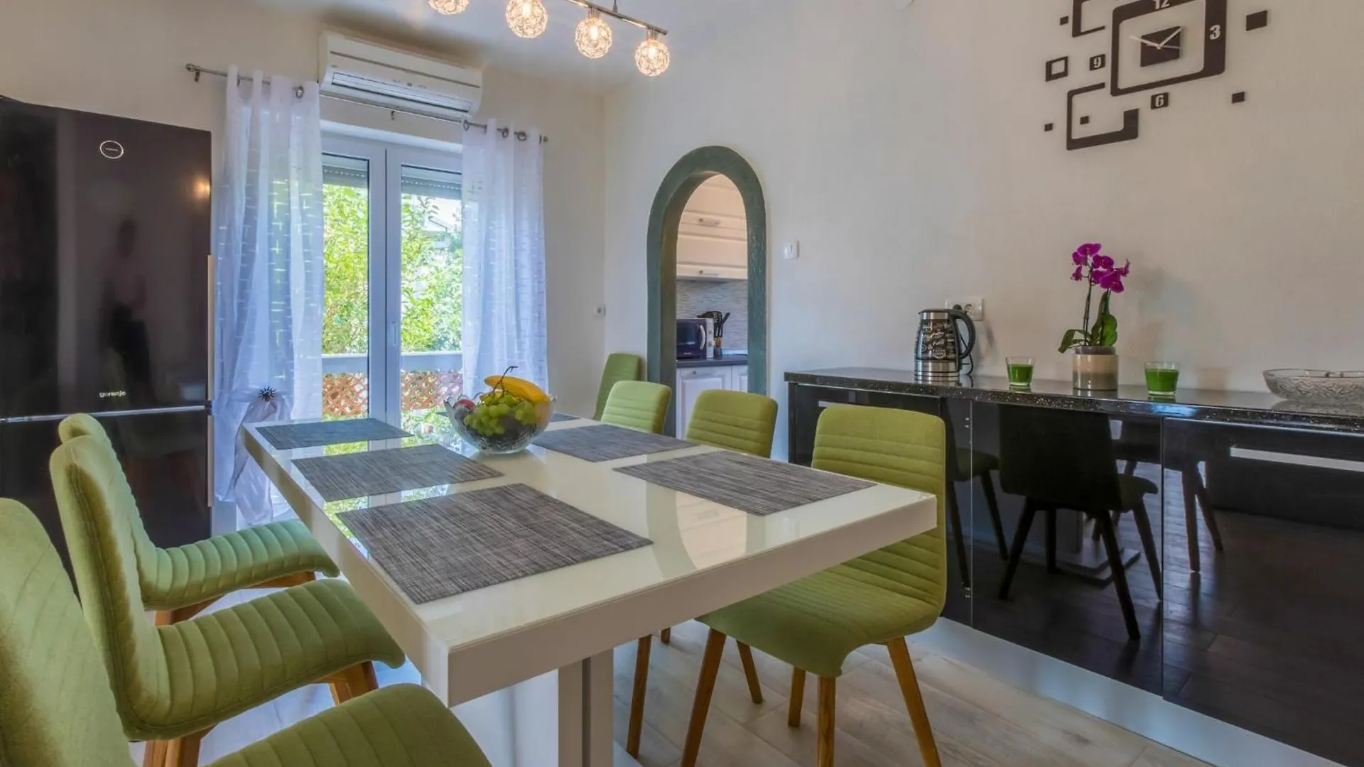 Villa Padre Jadranovo 0*,
