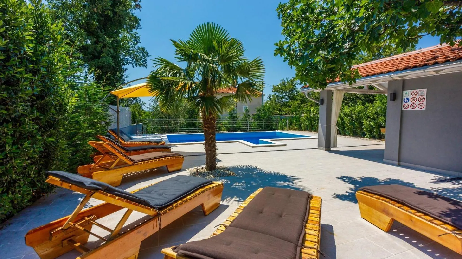 Villa Padre Jadranovo 0*,